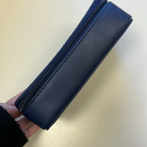 Missoni Travel Case - Picture 3 of 7